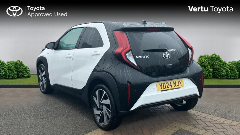 Toyota Aygo X 1.0 VVT-i Edge 5dr Petrol Hatchback